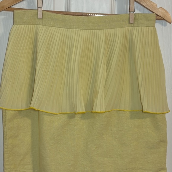 Vintage Yellow Miniskirt, Large - Picture 2 of 6